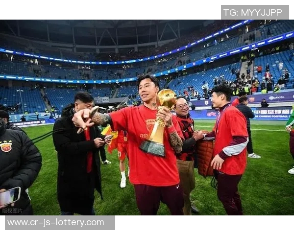 意外!他是国足唯二亚洲先生,却没球队为他办退役仪式,充满遗憾 意外!他是国足唯二亚洲先生,却没球队为他办退役仪式,充满遗憾